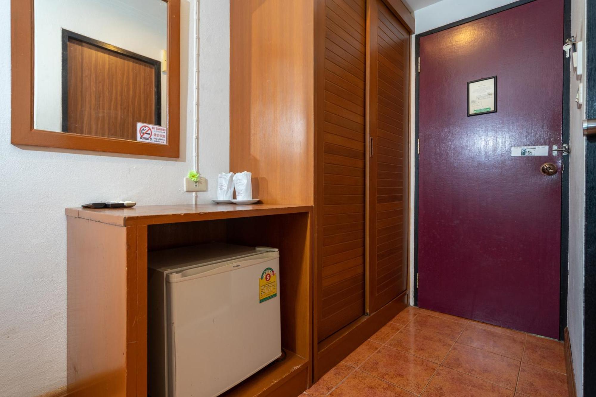Patong Central Residence & Apartment Zimmer foto